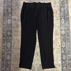 Women’s Black Eddie Bauer joggers